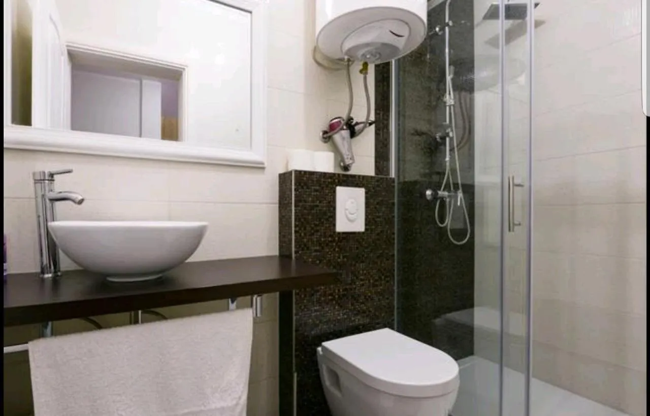 Deluxe Apartments Goya Zara
