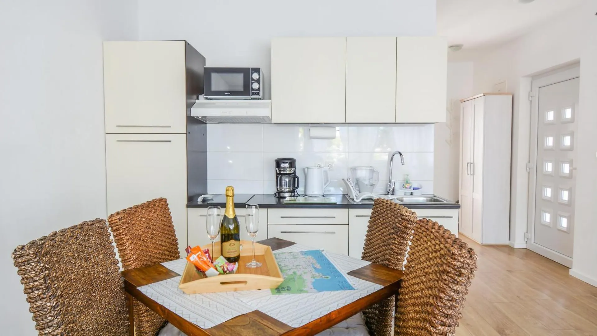 Deluxe Apartments Goya Zara