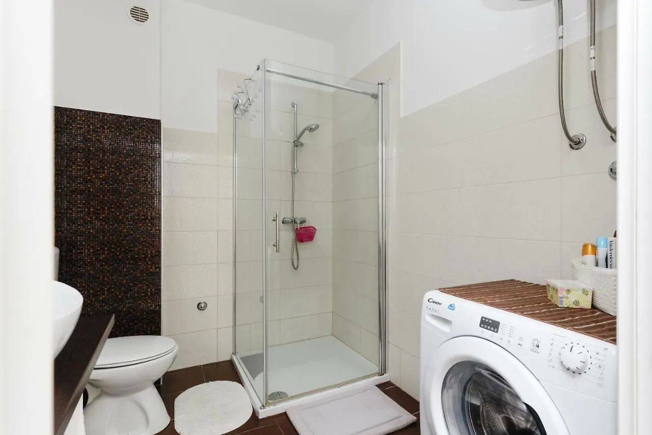 Deluxe Apartments Goya Zara 0*,  Croazia